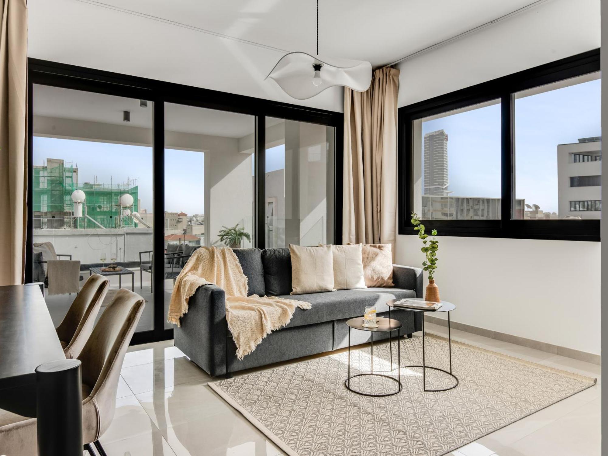 Sanders Premier Downtown Limassol Ngoại thất bức ảnh